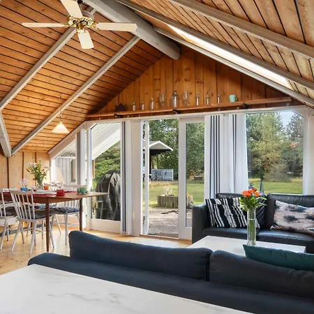 Cosy Summerhouse Close To In A Natural Area Casa vacanze *