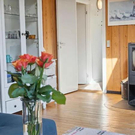 Cosy Summerhouse Close To In A Natural Area Casa vacanze